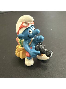 Smurfs 20455 Tourist Smurf Vintage Figure Schleich w/Backpack & Camera 1998